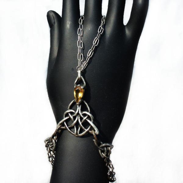 keltischer handschmuck mit citrin